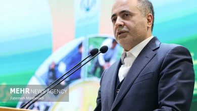 وزیر جهاد کشاورزی از برخی فروشگاه‌های خرید کالاهای اساسی بازدید کرد