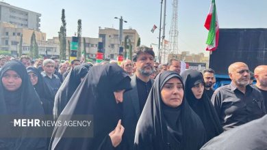 صادق: شهدای اقتدار ملی، نماد ایستادگی و استکبارستیزی ملت ایران هستند